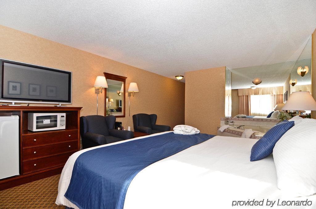 Best Western Plus Country Meadows Inn Aldergrove Szoba fotó